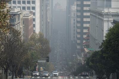 Buildings in downtown San Francisco is obscured by smoke from wildfires in San Francisco, California, U.S., on Friday, Nov. 16, 2018. The Camp Fire, burning about 90 miles (145 kilometers) north of Sacramento, has killed more than 60 people and destroyed thousands of homes since it began last week. Photographer: David Paul Morris/Bloomberg