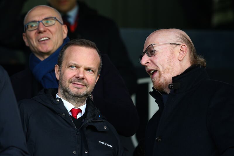 Manchester United chief executive Ed Woodward speaks to Avram Glazer in 2019