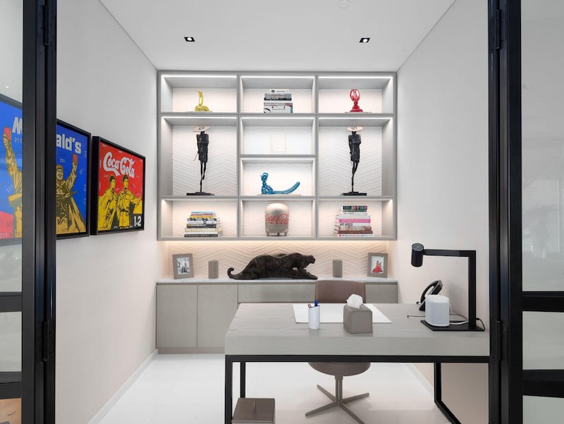 A home office space, offering quiet privacy in the home. Courtesy Luxhabitat Sotheby's International Realty