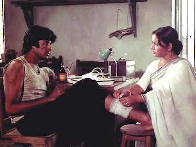 In 1979’s ‘Kaala Patthar’, Amitabh Bachchan (seen here with co-star Rakhee) plays a mine worker