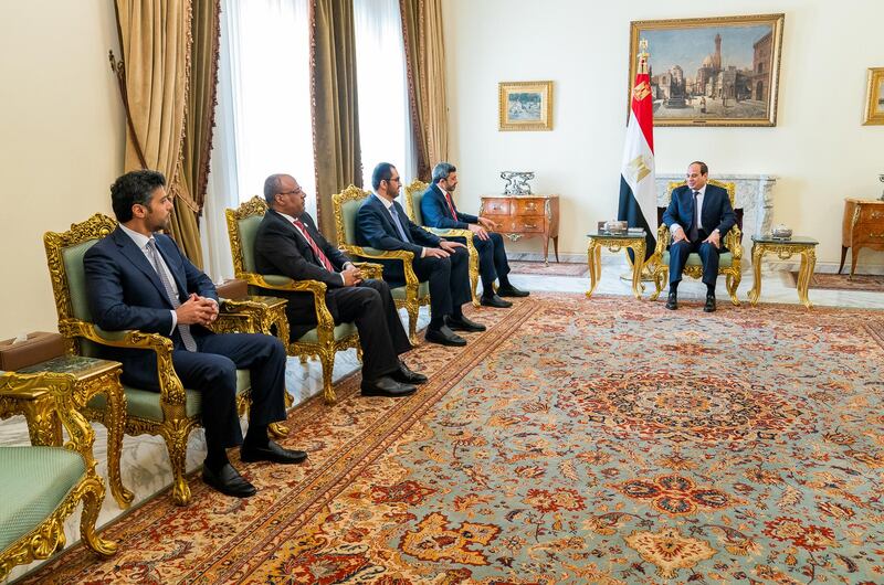 Sheikh Abdullah commended the role played by Egypt in ensuring regional stability.