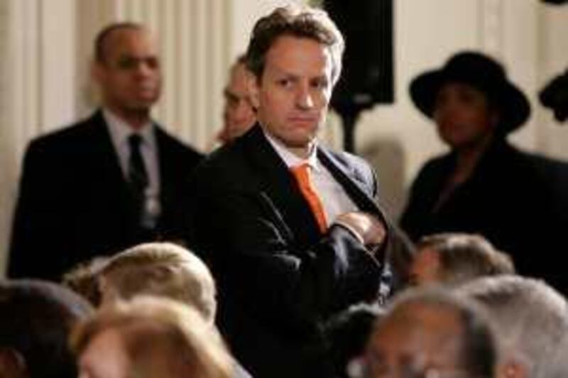 US Treasure Secretary Tim Geithner arrives at the signing ceremony of the new Economic Recovery Advisory Board  at the White House in Washington, DC, on February 6, 2009. AFP PHOTO/YURI GRIPAS *** Local Caption ***  257582-01-08.jpg