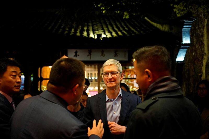 Apple CEO Tim Cook arrives before the fourth World Internet Conference in Wuzhen, Zhejiang province, China, December 2, 2017. REUTERS/Aly Song