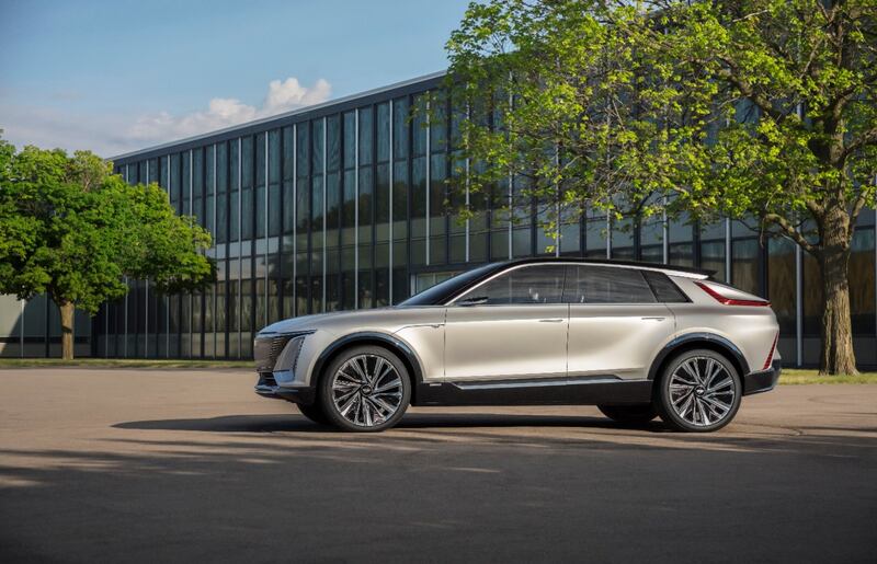 Cadillac LYRIQ pairs next-generation battery technology with a bold design statement which introduces a new face, proportion and presence for the brand’s new generation of EVs.
Images display show car, not for sale. Some features shown may not be available on actual production model.