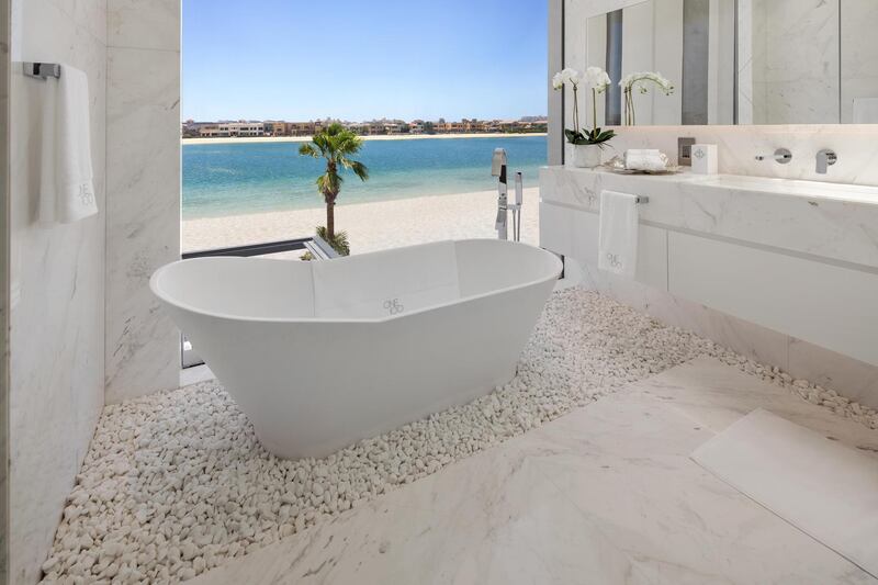 A bathroom with a view. Courtesy Luxhabitat Sotheby's International Realty