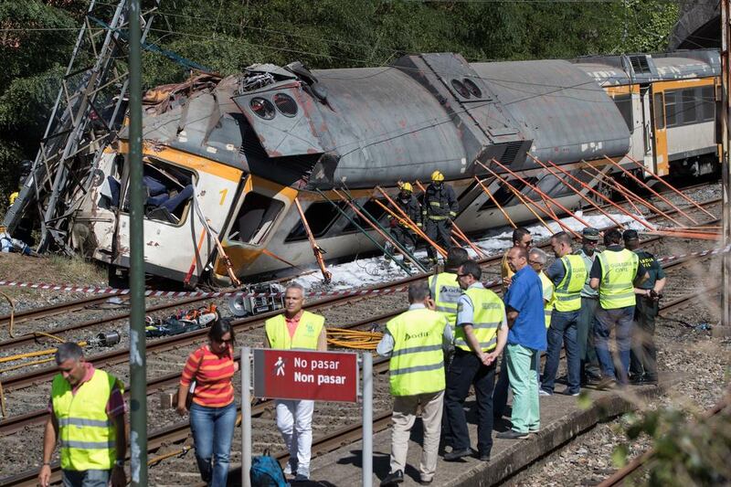 A passenger train travelling to Porto, Portugal, derailed on September 9, 2016, in O Porrino, in Spain’s northwestern Galicia region, authorities said. The train was carrying around 60 passenger. Local media said three people died and a fourth person was in critical condition. Lalo R. Villar / Associated Press