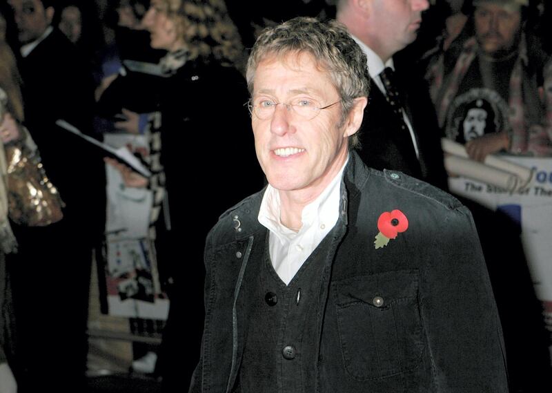British rock star Roger Daltrey from The Who arrives to attend the premiere of a feature film on The Who at The Odeon in London, 05 November 2007.    AFP PHOTO / Edmond Terakopian (Photo by EDMOND TERAKOPIAN / AFP)