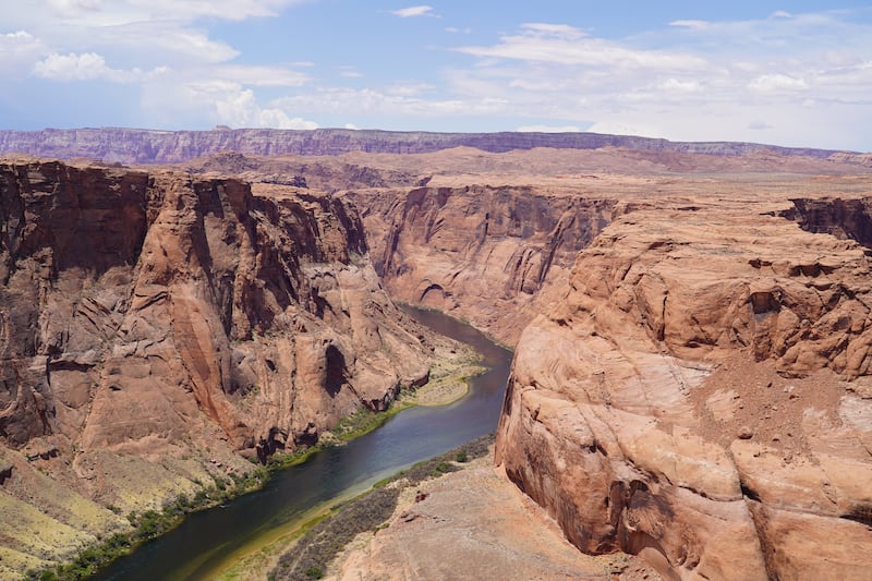 A stretch of the Colorado River, looking downstream from Horseshoe Bend.