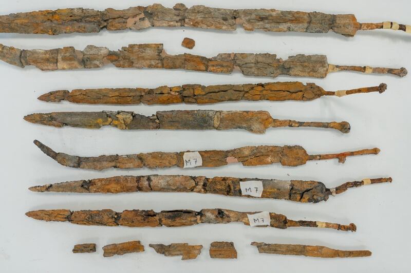Thirty two swords dating back to the third or second century BC were found in Mleiha.