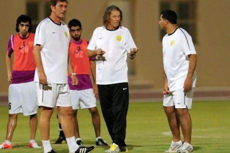 Al Wasl Club- Dubai Started their training for news season with new 
 Coach Bruno Metsu
 25-07-2012
 Story- Ali Maali
 Photo- Afsal Sham