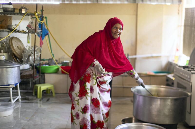 FUJAIRAH, UNITED ARAB EMIRATES - MAY 31, 2018. 

Fatima Al Yamahi, known as Umm Khamas, a 49 year old Emirati mother of five, cooks at her house on a Ramadan afternoon. 

Before the sun sets, she heads to the Fujairah Ramadan food market everyday to sell her popular traditional Emirati dishes.


(Photo by Reem Mohammed/The National)

Reporter: Ruba Haza
Section: FUJAIRAH
