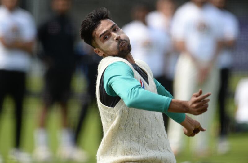 LONDON, ENGLAND - MAY 22 : Mohammad Amir of Pakistan bowls during a training session before the 1st Test match between England and Pakistan at Lord's cricket ground on May 22, 2018 in London, England. (Photo by Philip Brown/Getty Images)