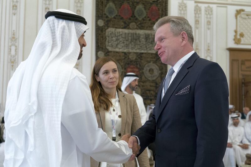 ABU DHABI, UNITED ARAB EMIRATES - October 07, 2019: HH Sheikh Mohamed bin Zayed Al Nahyan, Crown Prince of Abu Dhabi and Deputy Supreme Commander of the UAE Armed Forces (L), receives Michael McCormack, Minister for Infrastructure, Transport and Regional Development of Australia (R), who participated in the 26th Abu Dhabi World Road Congress (R), during a Sea Palace barza. 


( Rashed Al Mansoori / Ministry of Presidential Affairs )
---