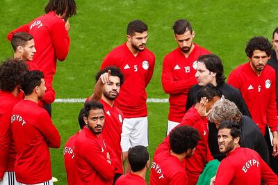 epa06806902 Egypt's Mohamed Salah (C) attends his team's training session in Ekaterinburg, Russia, 14 June 2018. Egypt will face Uruguay in the FIFA World Cup 2018 group A preliminary round soccer match on 15 June 2018.

(RESTRICTIONS APPLY: Editorial Use Only, not used in association with any commercial entity - Images must not be used in any form of alert service or push service of any kind including via mobile alert services, downloads to mobile devices or MMS messaging - Images must appear as still images and must not emulate match action video footage - No alteration is made to, and no text or image is superimposed over, any published image which: (a) intentionally obscures or removes a sponsor identification image; or (b) adds or overlays the commercial identification of any third party which is not officially associated with the FIFA World Cup)  EPA/ROMAN PILIPEY   EDITORIAL USE ONLY