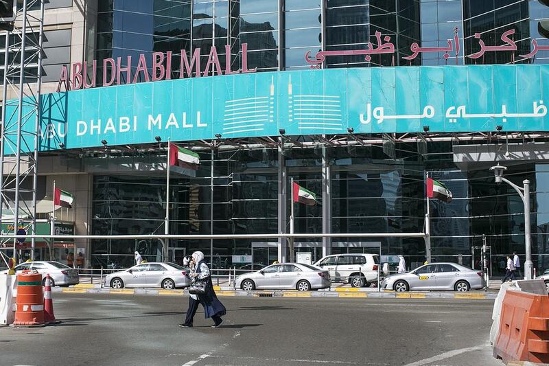 People jaywalking in front of Abu Dhabi Mall after the pedestrian bridge have been removed. Mona Al Marzooqi / The National