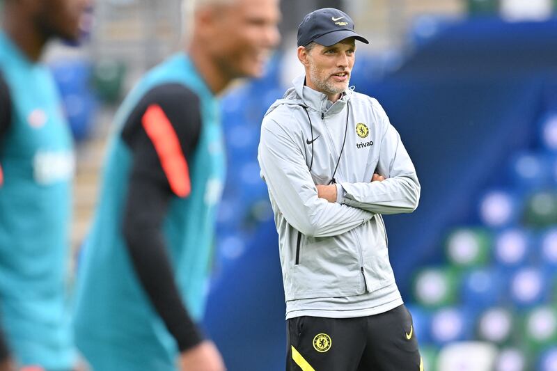 Chelsea coach Thomas Tuchel oversees the training session.