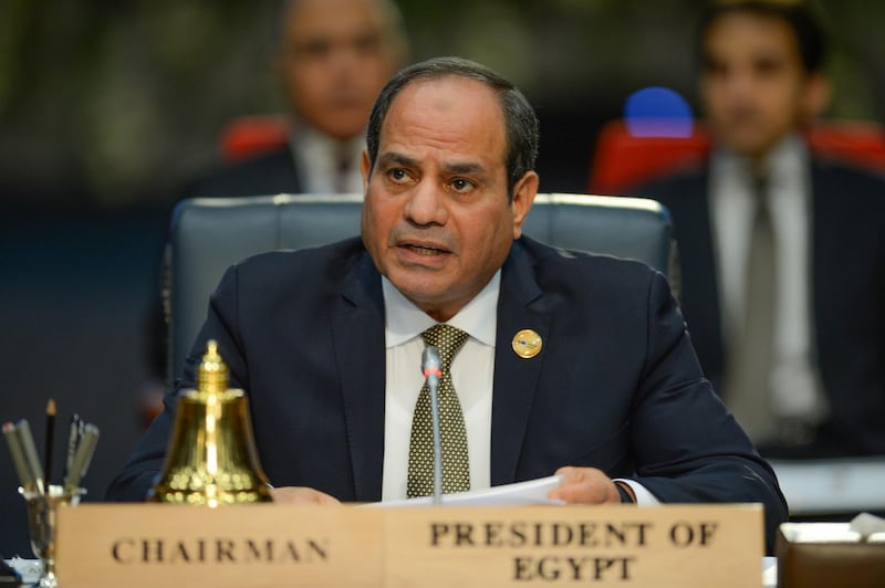 Egyptian President Abdel Fattah al-Sisi gives a speech during the opening of the first joint European Union and Arab League summit at the International Congress Centre in the Egyptian Red Sea resort of Sharm el-Sheikh, on February 24, 2019. / AFP / MOHAMED EL-SHAHED                   
