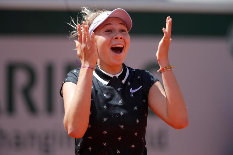 Tennis - French Open - Roland Garros, Paris, France - June 6, 2019. Amanda Anisimova of the U.S. celebrates after her quarterfinal match against Romania's Simona Halep. REUTERS/Charles Platiau