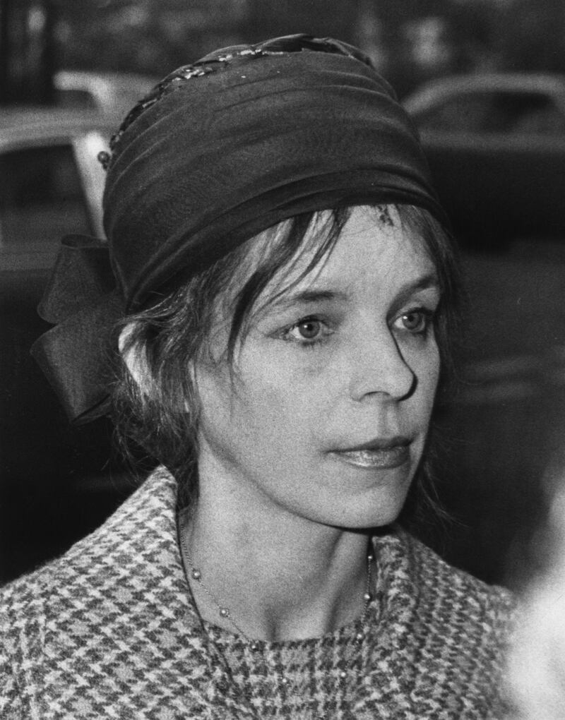 FILE  Lady Lucan Dies Aged 80 15th November 1974:  Veronica Lucan, Countess of Lucan,  wife of the missing Earl, Lord Lucan  who disappeared following the murder of their nanny.  (Photo by Central Press/Getty Images)