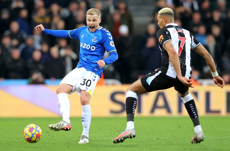 Donny van de Beek – (On for Gomes 59’) 5: Loan signing from Manchester United came on for his debut but couldn’t inspire new teammates. Getty