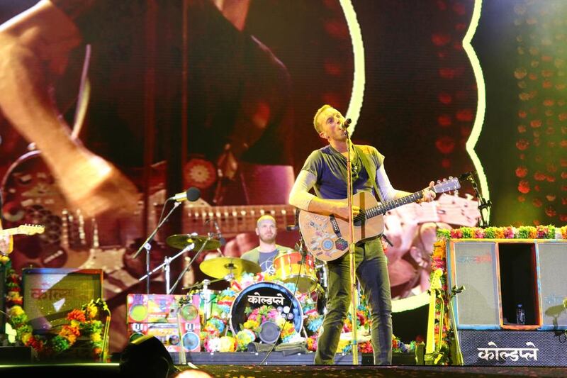 Abu Dhabi, UAE — December 31, 2016 — Coldplay captivates the crowd with their hits on New Year’s Eve — Navin Khianey for The National