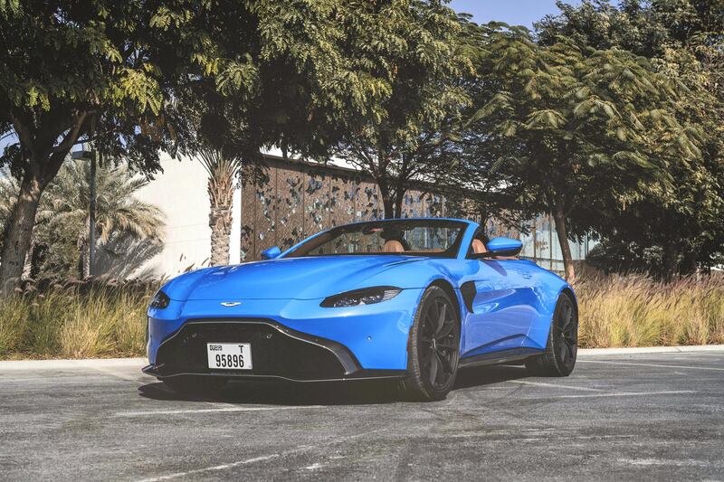 Aston Martin Roadster 2021