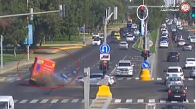 Abu Dhabi Police recently released accident footage to show the dangers of failing to stop at a red light. Courtesy: Abu Dhabi Police