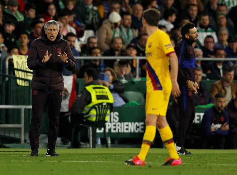 Barcelona manager Quique Setien sends out instructions. Reuters