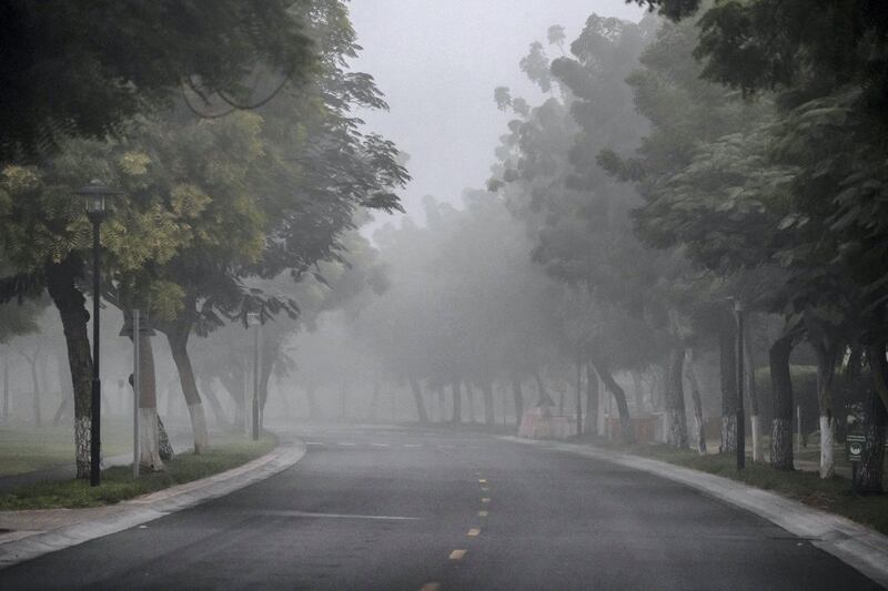 DUBAI UNITED ARAB EMIRATES. 03 DECEMBER 2020. A foggy morning in Dubai as residents wake up and go about their day. (Photo: Antonie Robertson/The National) Journalist: None. Section: National.
