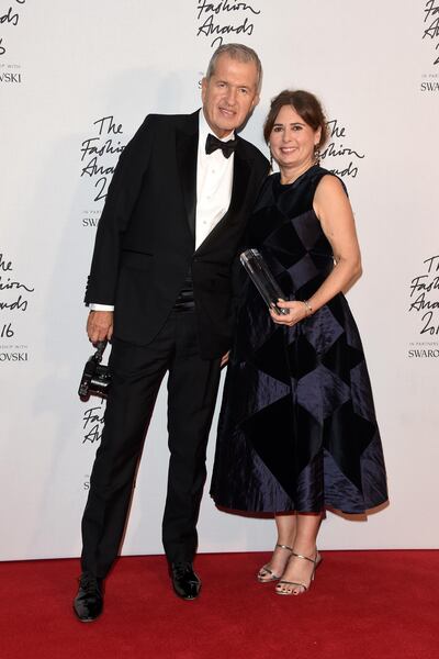 LONDON, ENGLAND - DECEMBER 05:  Editor-in-chief of British Vogue Alexandra Shulman poses with photographer Mario Testino in the winners room after winning the award for 100 Years of British Vogue at The Fashion Awards 2016 at Royal Albert Hall on December 5, 2016 in London, England.  (Photo by Stuart C. Wilson/Getty Images)