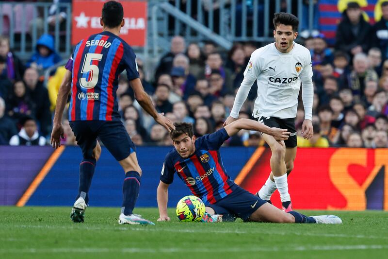 Sergi Roberto 6 - Extended his contract this week and the versatile stalwart is getting games in the absence of Pedri and Gavi. Played Raphinha in for an early attack, gave a few fouls away to let Valencia breathe under constant pressure. AP Photo