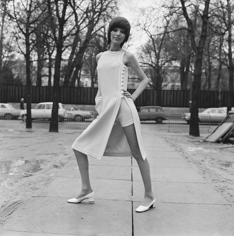 A tunic day dress with a split skirt by Pierre Cardin, 26th January 1971. (Photo by Reg Lancaster/Daily Express/Getty Images)