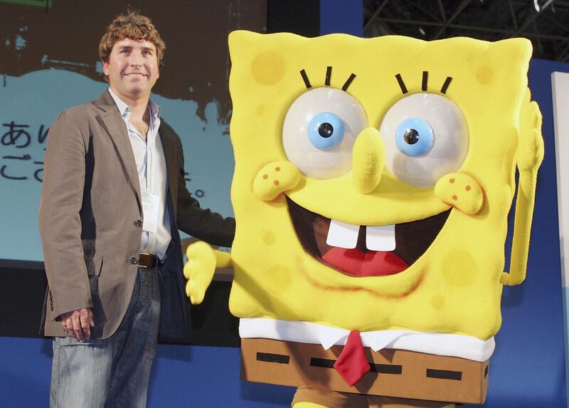 FILE - NOVEMBER 27, 2018: American cartoonist Stephen Hillenburg, the creator of "SpongeBob SquarePants" has died at the age of 57 after suffering from ALS. TOKYO, JAPAN - MARCH 23: Stephen Hillenburg, the writer of a U.S. cartoon "The SpongeBob SquarePants" poses with its charactor SpongeBob SquarePants at an event held at Tokyo International Anime Fair on March 23, 2006 in Tokyo, Japan. The film of this popular U.S. Cartoon will open on April 22 in Japan. (Photo by Junko Kimura/Getty Images)