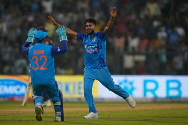 India's Umran Malik celebrates the wicket of Sri Lank's Dasun Shanaka during the first Twenty20 cricket match between India and Sri Lanka in Mumbai, India, Tuesday, Jan.  3, 2023.  (AP Photo / Rafiq Maqbool)