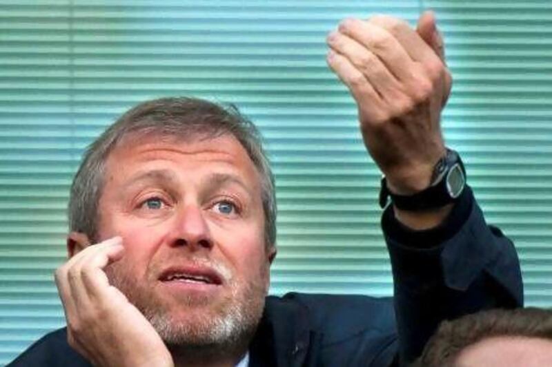 Roman Abramovich's attempt to lure Jose Mourinho back to Chelsea was clumsy.