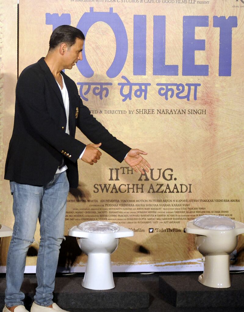 This photograph taken on July 27, 2017 shows Indian Bollywood actor Akshay Kumar attending a press conference for the Hindi film "Toilet: Ek Prem Katha" in Mumbai.
Bollywood may be famous for its blingy song and dance numbers, but a new movie released on August 11 deals with a distinctly less glamorous subject -- India's chronic lack of toilets. "Toilet: Ek Prem Katha" ("Toilet: A love story") is inspired by the true-life tale of one man's battle to build toilets in his village in rural India. / AFP PHOTO / STR / TO GO WITH 'INDIA-ENTERTAINMENT-HEALTH' BY UDITA JHUNJHUNWALA