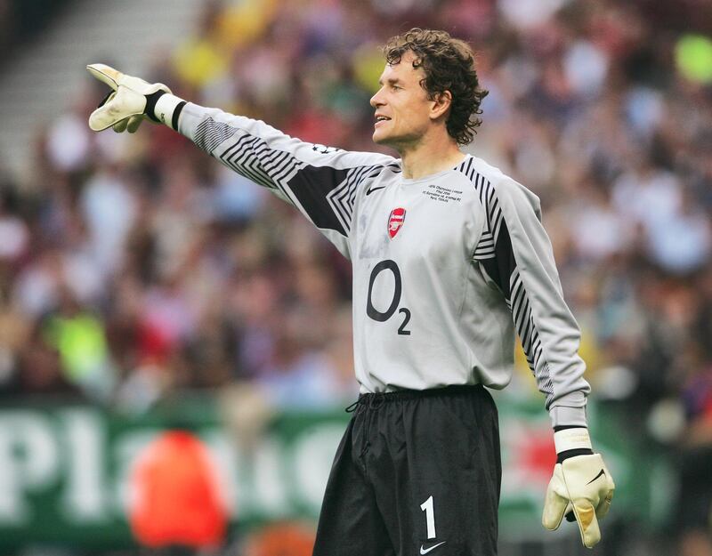 PARIS - MAY 17:  Jens Lehmann of Arsenal in action during the UEFA Champions League Final between Arsenal and Barcelona at the Stade de France on May 17, 2006 in Paris, France.  (Photo by Shaun Botterill/Getty Images)