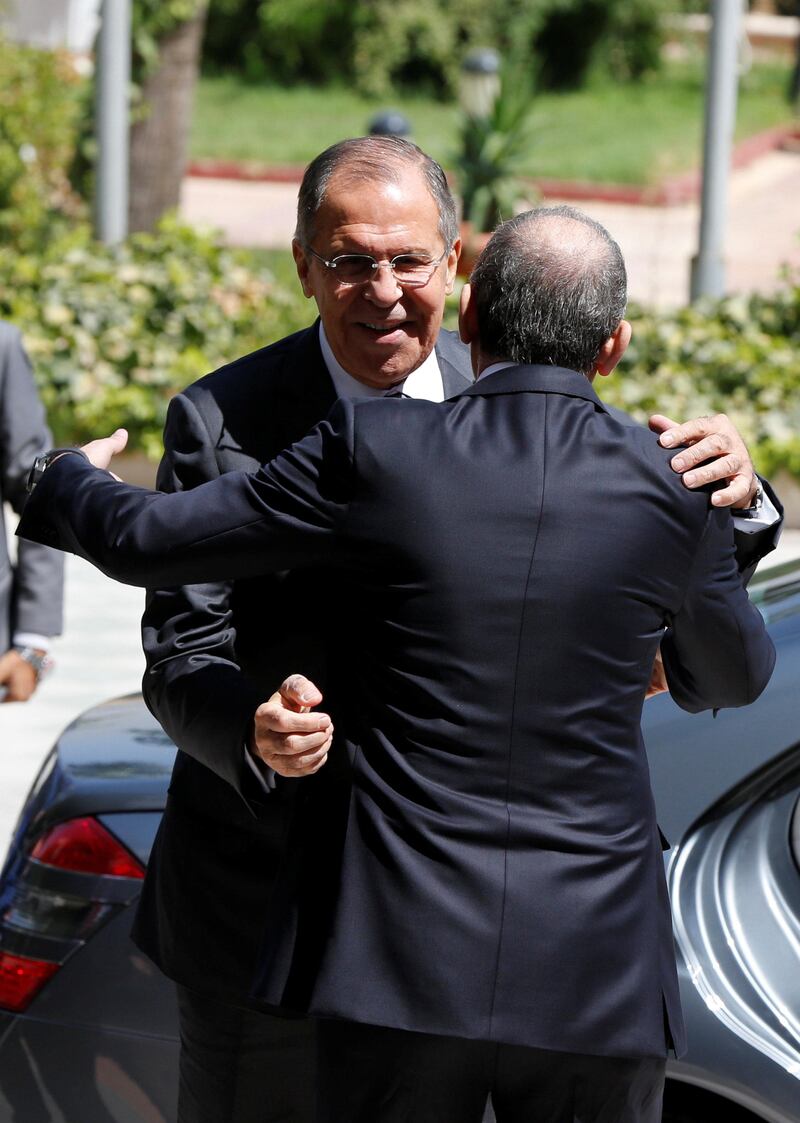 Russian Foreign Minister Sergei Lavrov is received by his Jordanian counterpart Ayman Safadi in Amman, Jordan September 11, 2017. REUTERS/Muhammad Hamed