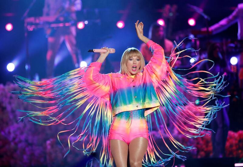 FILE PHOTO: Taylor Swift performs at the iHeartRadio Wango Tango concert in Carson, California, U.S., June 1, 2019. REUTERS/Mario Anzuoni/File Photo