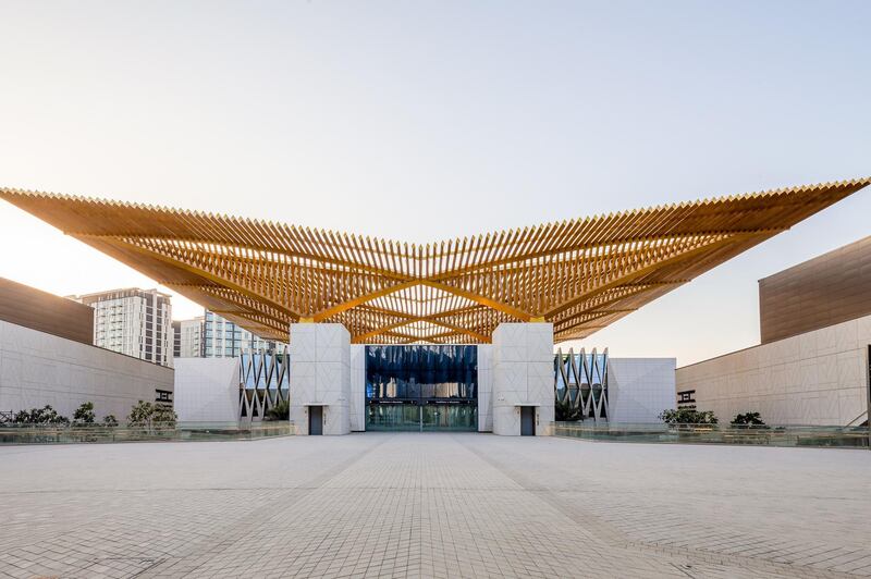 The main station at Dubai Expo 2020. The Dubai Metro Expo 2020 Station will begin operations on October 1, with the Red and Green Lines offering services from Saturday to Wednesday from 5am to 1.15am.