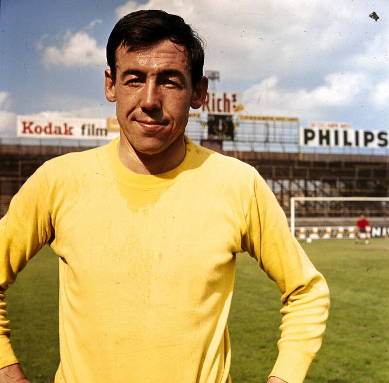 1970:  Stoke City goalkeeper Gordon Banks.  (Photo by Express/Express/Getty Images)