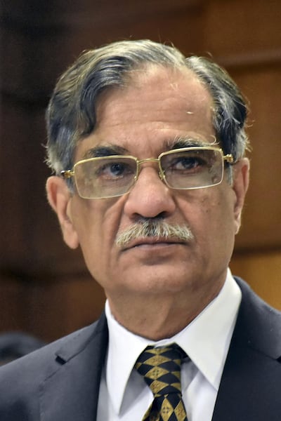 The Chief Justice of Pakistan Mian Saqib Nisar pauses as he addresses to the judges and lawyers at the High Court in Quetta, Pakistan April 11, 2018. Picture taken April 11, 2018. REUTERS/Naseer Ahmed - RC1E37007F70