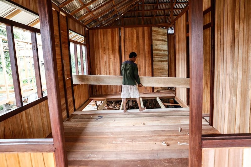 The Woloan houses are built by skilled carpenters using traditional methods and hard wood so that they are sturdy and well built, but can still be easily knocked down for reassembly elsewhere. Putu Sayoga / Getty Images