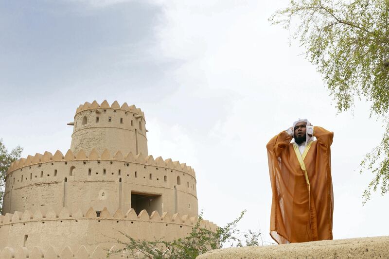 The foundation of the Jahili Mosque at the Al Jahili Fort dates back to the 1890s.