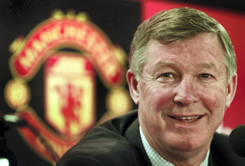 MANCHESTER UNITED'S MANAGER SIR ALEX FERGUSON TALKS TO THE MEDIA AFTER
SIGNING A THREE YEAR EXTENTION TO HIS CONTRACT.


Manchester United manager Sir Alex Ferguson talks to the media during a
news conference at Old Trafford February 28, 2002. Ferguson expressed
his delight with the new three year contract and admitted he had not
been able to bring himself to leave the club. REUTERS/Ian Hodgson - RP3DRHYVEAAA