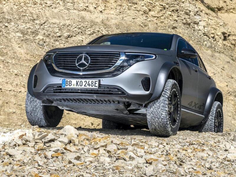 Elektromobilität wird abenteuerlustig. Die Fahrzeugstudie Mercedes-Benz EQC 4x4²  

Electric luxury goes off-road. The Mercedes-Benz EQC 4x4² vehicle study 