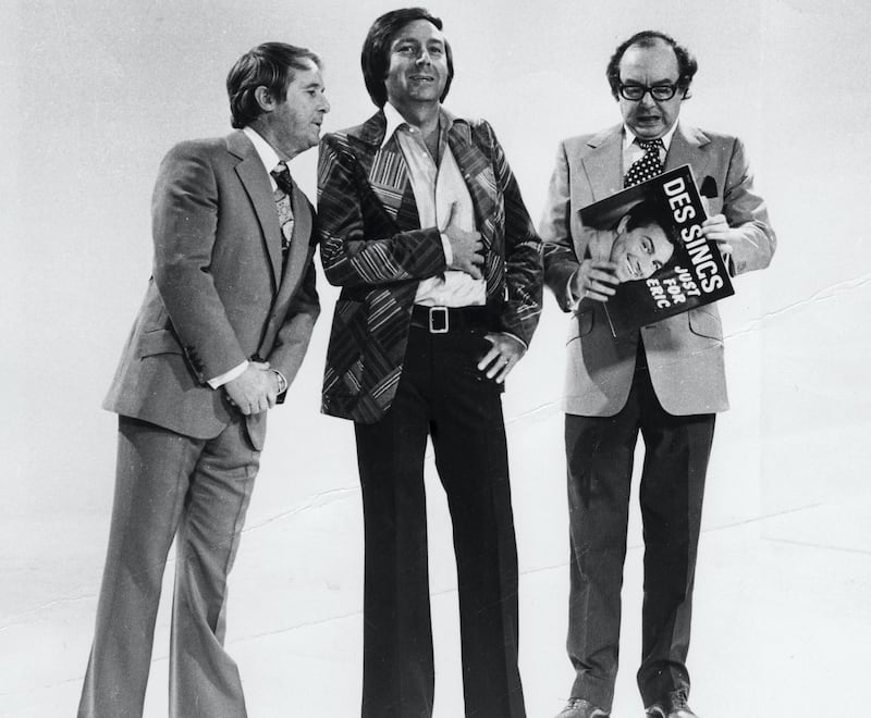 Comedy duo Eric Morecambe (right) and Ernie Wise (left) with comedian and singer Des O'Connor for the Christmas special of the BBC television series 'The Morecambe and Wise Show', December 4th 1975. (Photo by Don Smith/Radio Times via Getty Images)