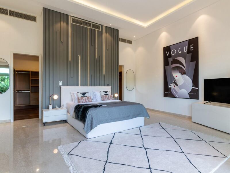 Chic decor in the master bedroom. Courtesy Luxhabitat Sotheby's International Realty