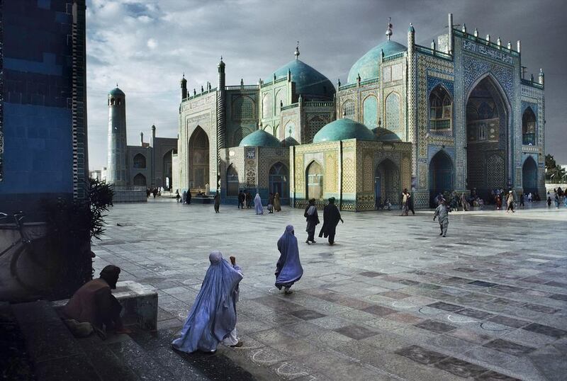 Hazrat Ali Mosque, Mazar i Sharif, Afghanistan, 1992.