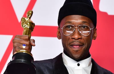 TOPSHOT - Best Supporting Actor winner for "Green Book" Mahershala Ali  poses in the press room with his Oscar during the 91st Annual Academy Awards at the Dolby Theater in Hollywood, California on February 24, 2019.  / AFP / FREDERIC J. BROWN
